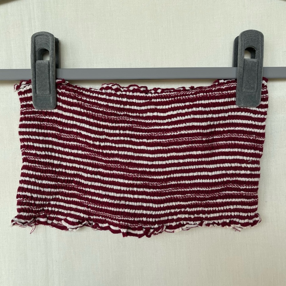 Bandeau Ruched Crop Top - Picture 9 of 15